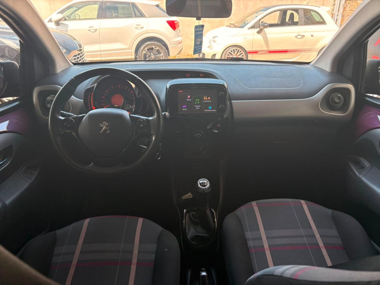 Peugeot 108 VTi 68 5 porte Allure