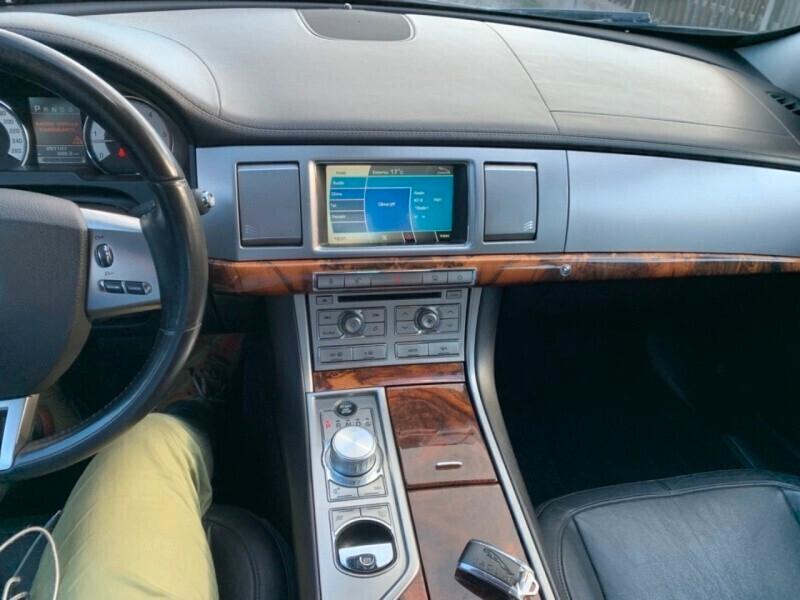 Jaguar XF 3.0 D V6 Premium Luxury