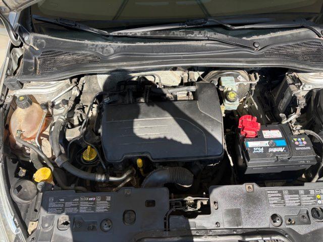 RENAULT Clio 1.2 75CV 5 porte Wave EURO 5 OK NEOPATENTATI