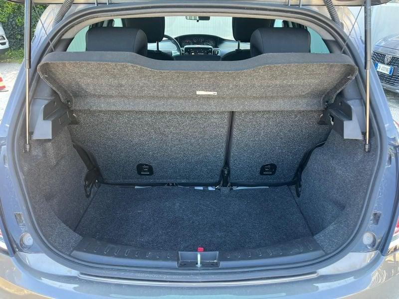 Lancia Ypsilon Ypsilon 1.0 FireFly 5 porte S&S Hybrid Gold Plus