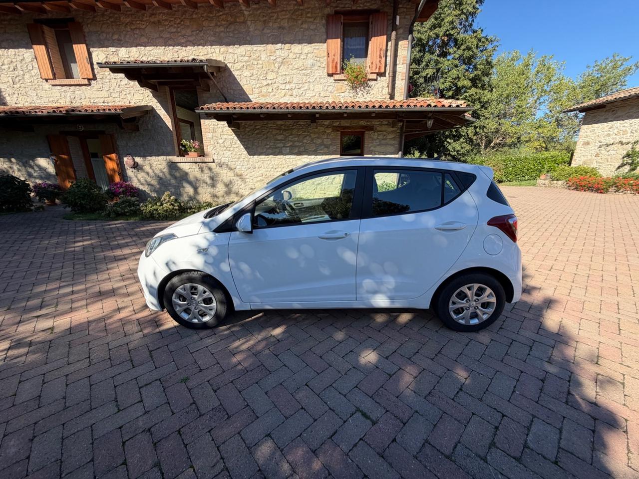 Hyundai i10 1.0 LPGI (benzina e GPL)