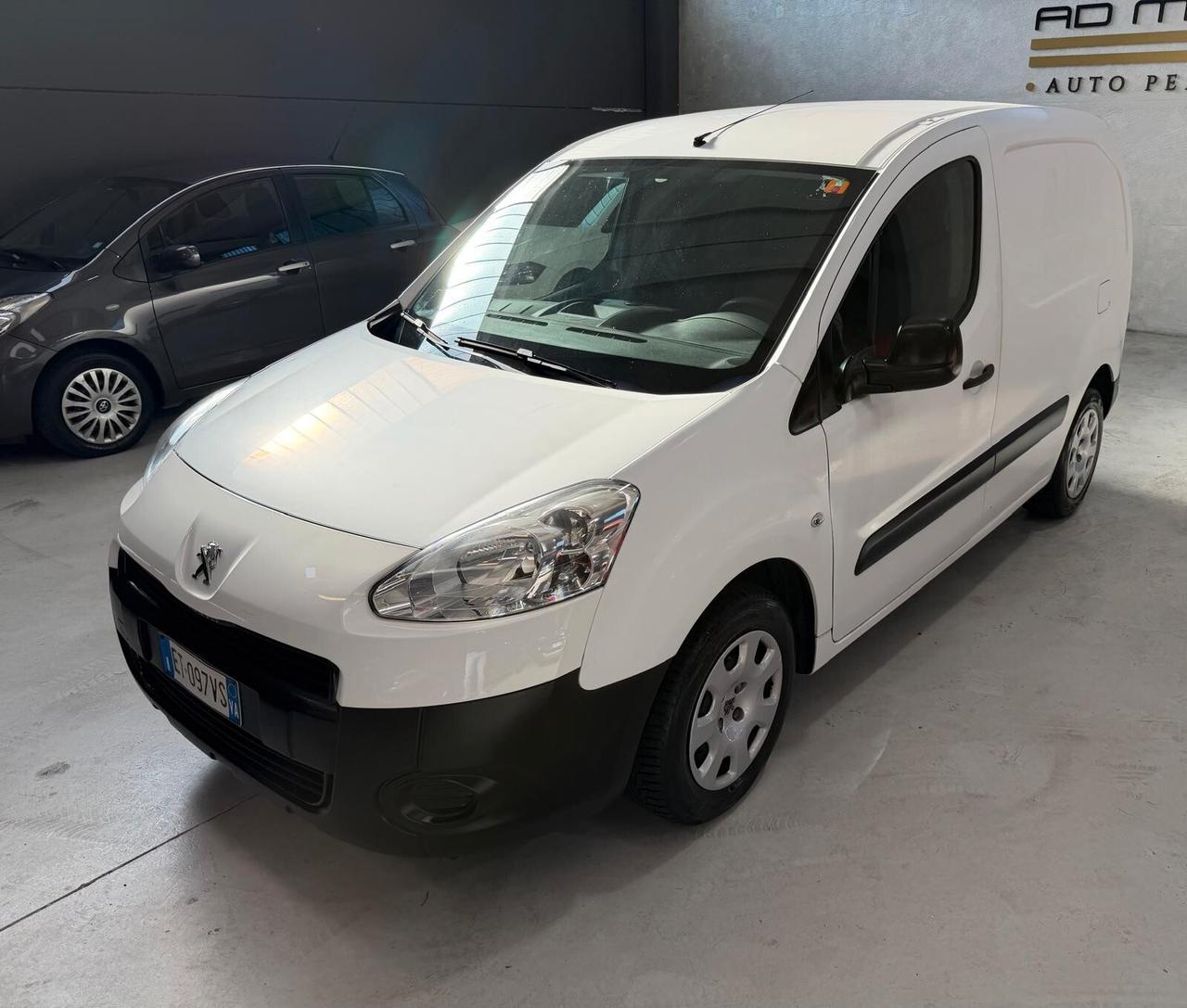 Peugeot Partner Diesel 3 Posti IVA ESPOSTA