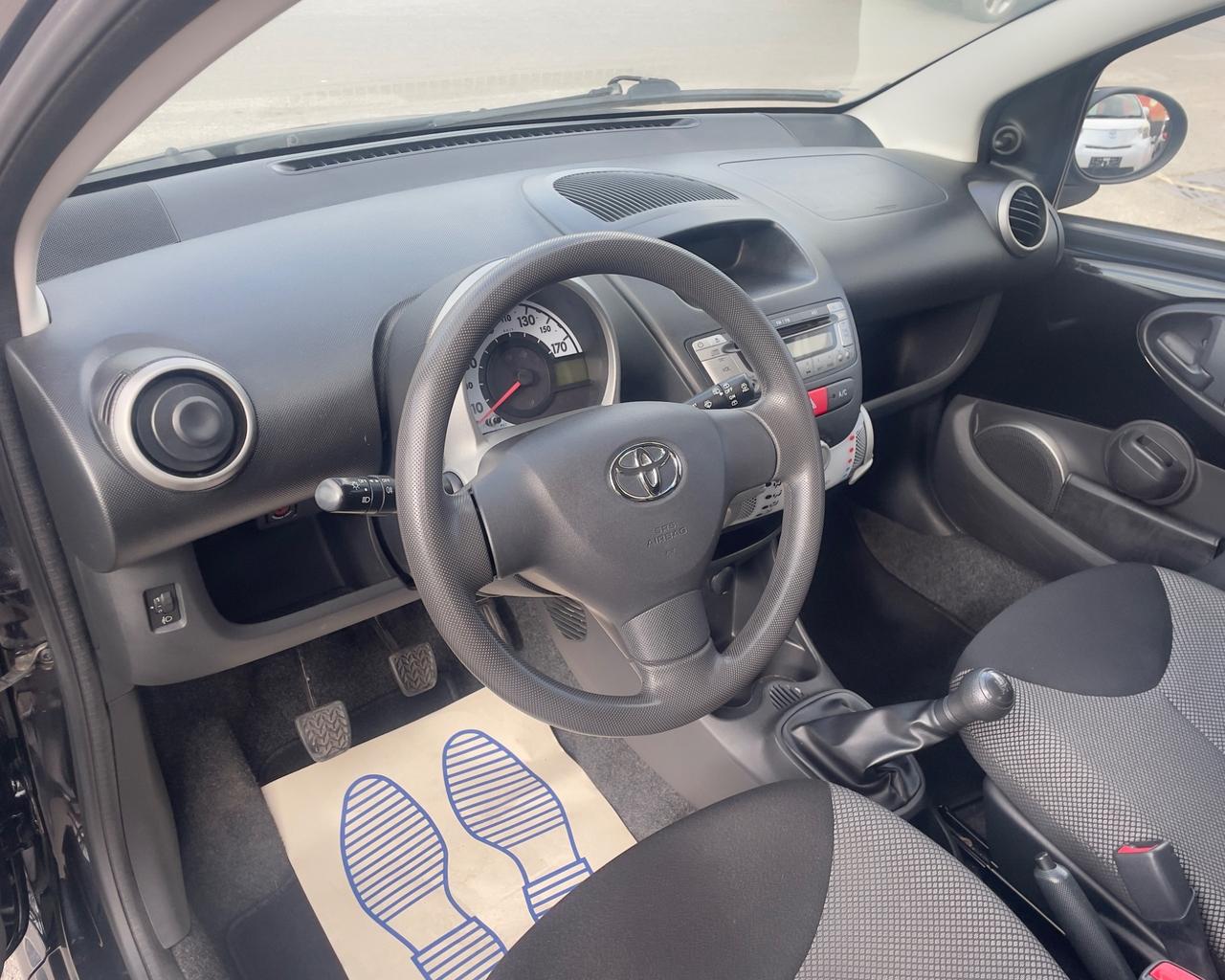 Toyota Aygo 1.0 12V VVT-i 5 porte Lounge Connect