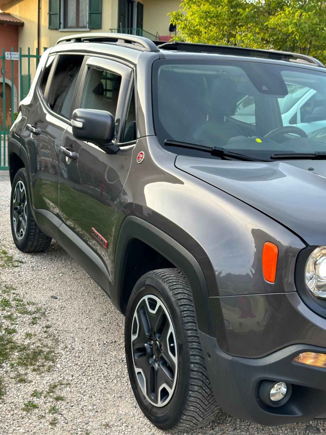 Jeep RENEGADE 2.0 170CV 4WD TRAILHAWK TETTO BEATS