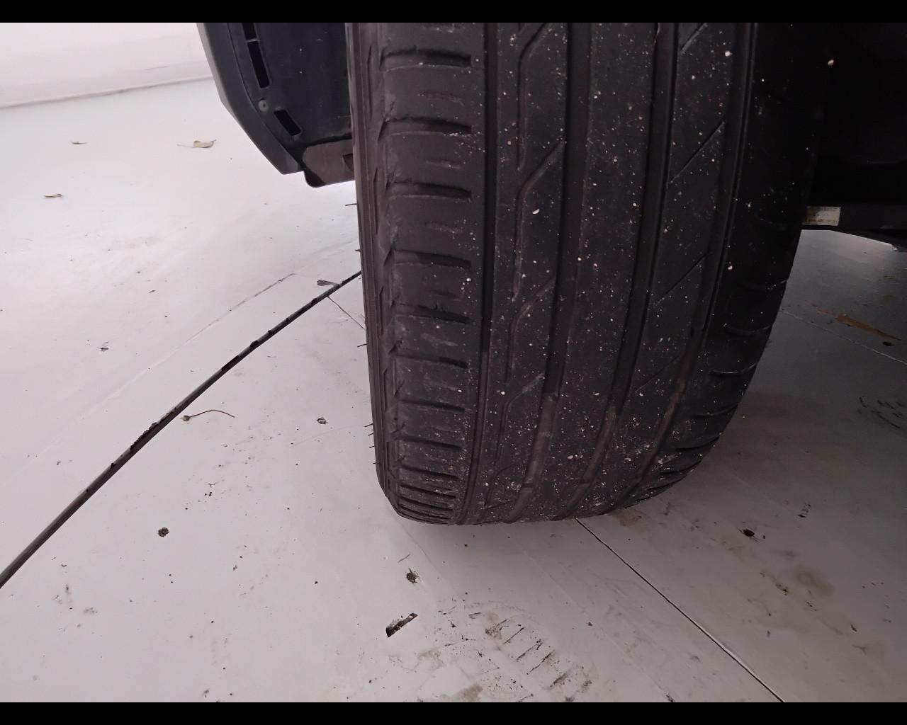 VOLKSWAGEN T-Roc I 2022 - T-Roc 2.0 tdi R-Line 115cv