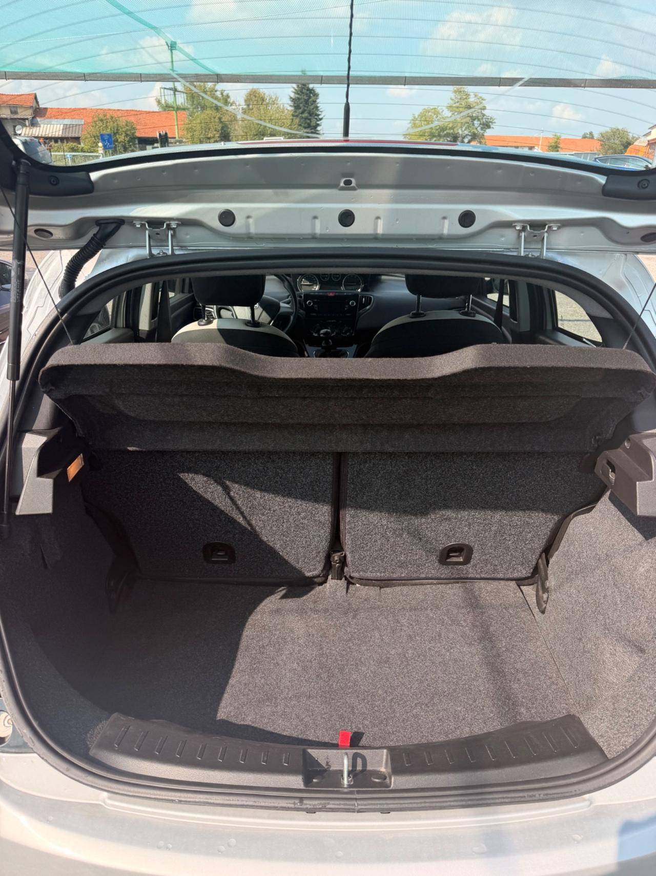 Lancia Ypsilon 1.2 69 CV 5 porte Platinum