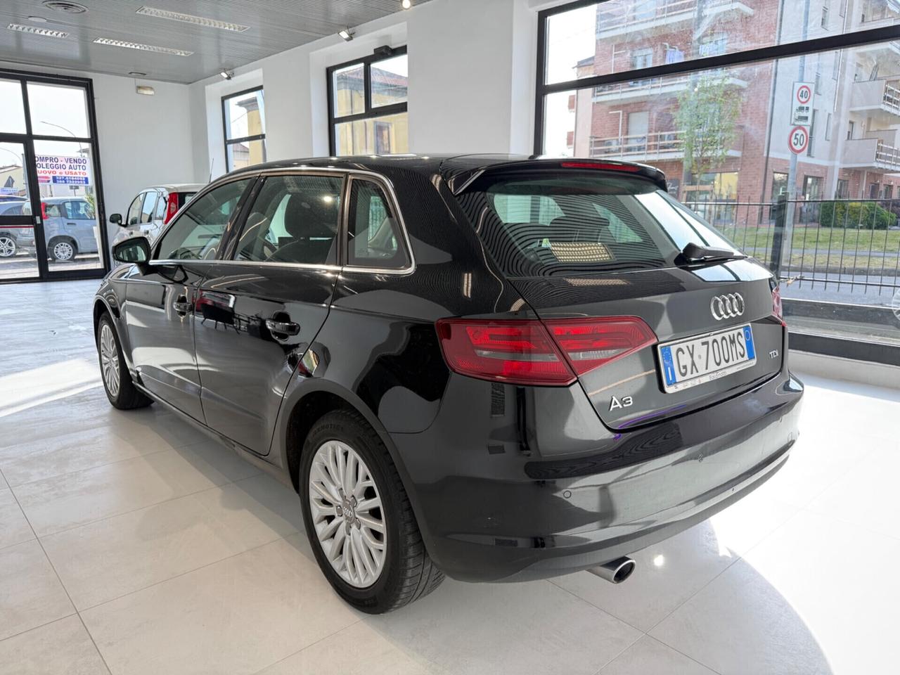 Audi A3 1.6 TDI clean diesel Ambition