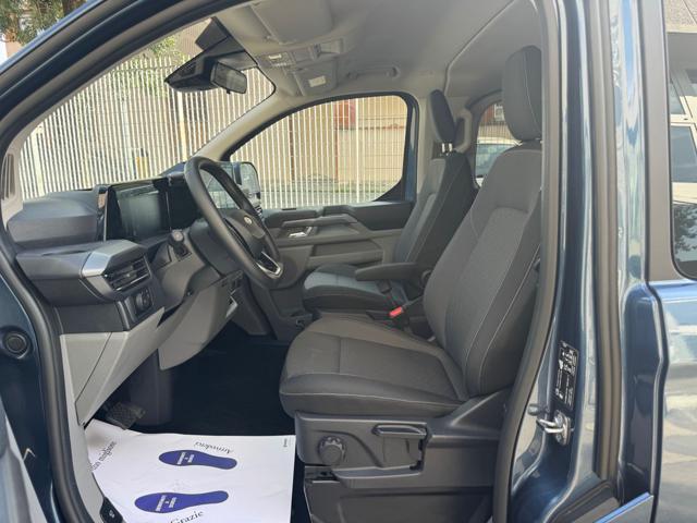 FORD Tourneo Custom 320 2.0 EcoBlue 136CV aut. PL Titanium IVA INCLUSA