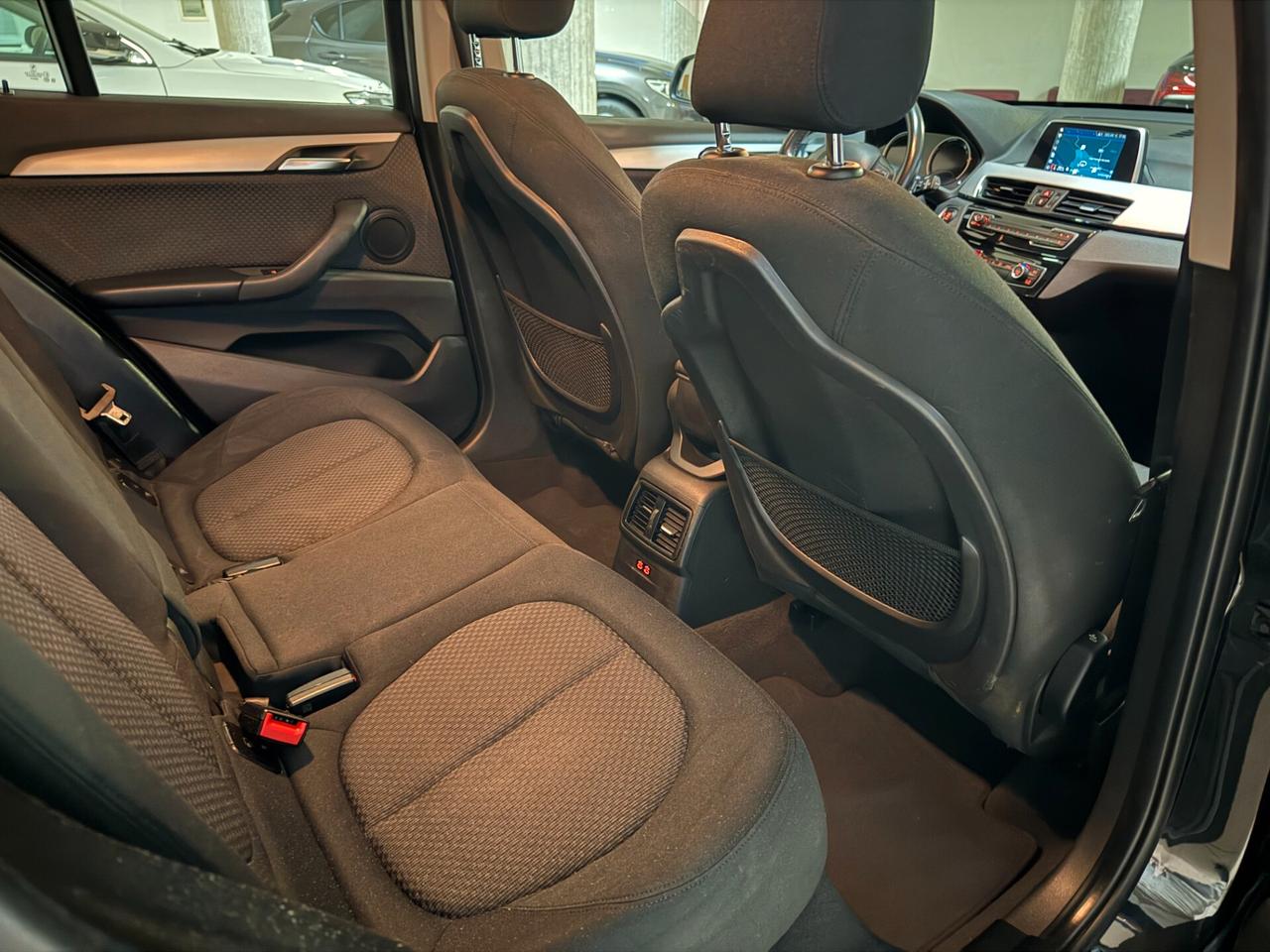 Bmw X1 sDrive16d Advantage Navi Led