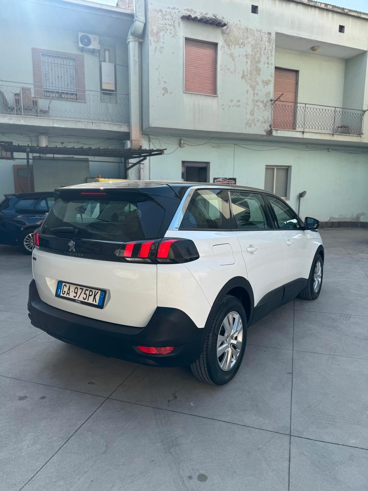 Peugeot 5008 BlueHDi 130 S&S Business