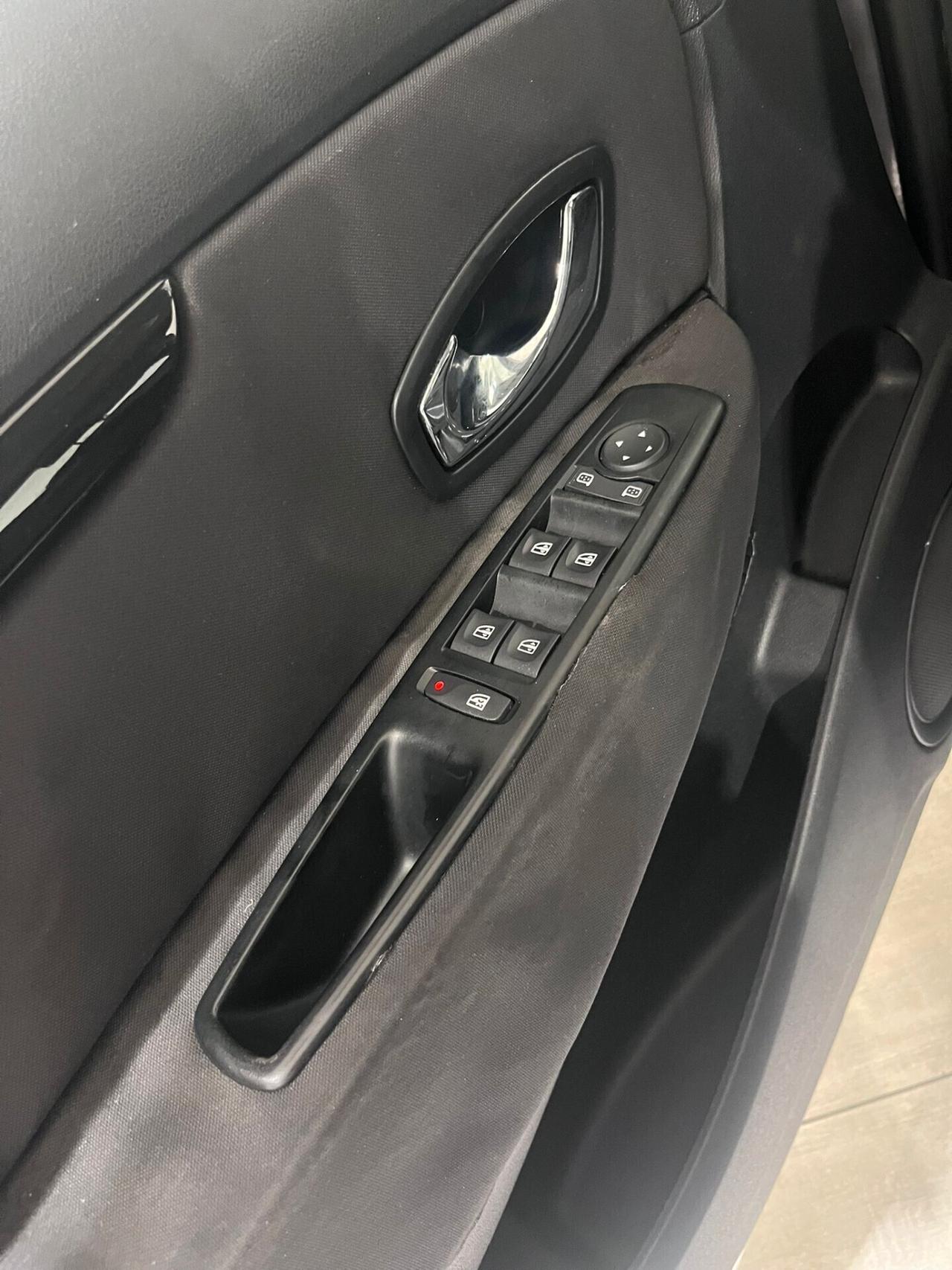 RENAULT SCENIC XMOD 1.6 GPL 110CV MOTORE NUOVO ANNO 2013