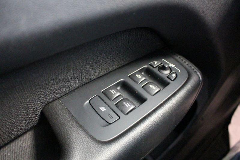 Volvo XC60 B4 (d) Geartronic Momentum Pro
