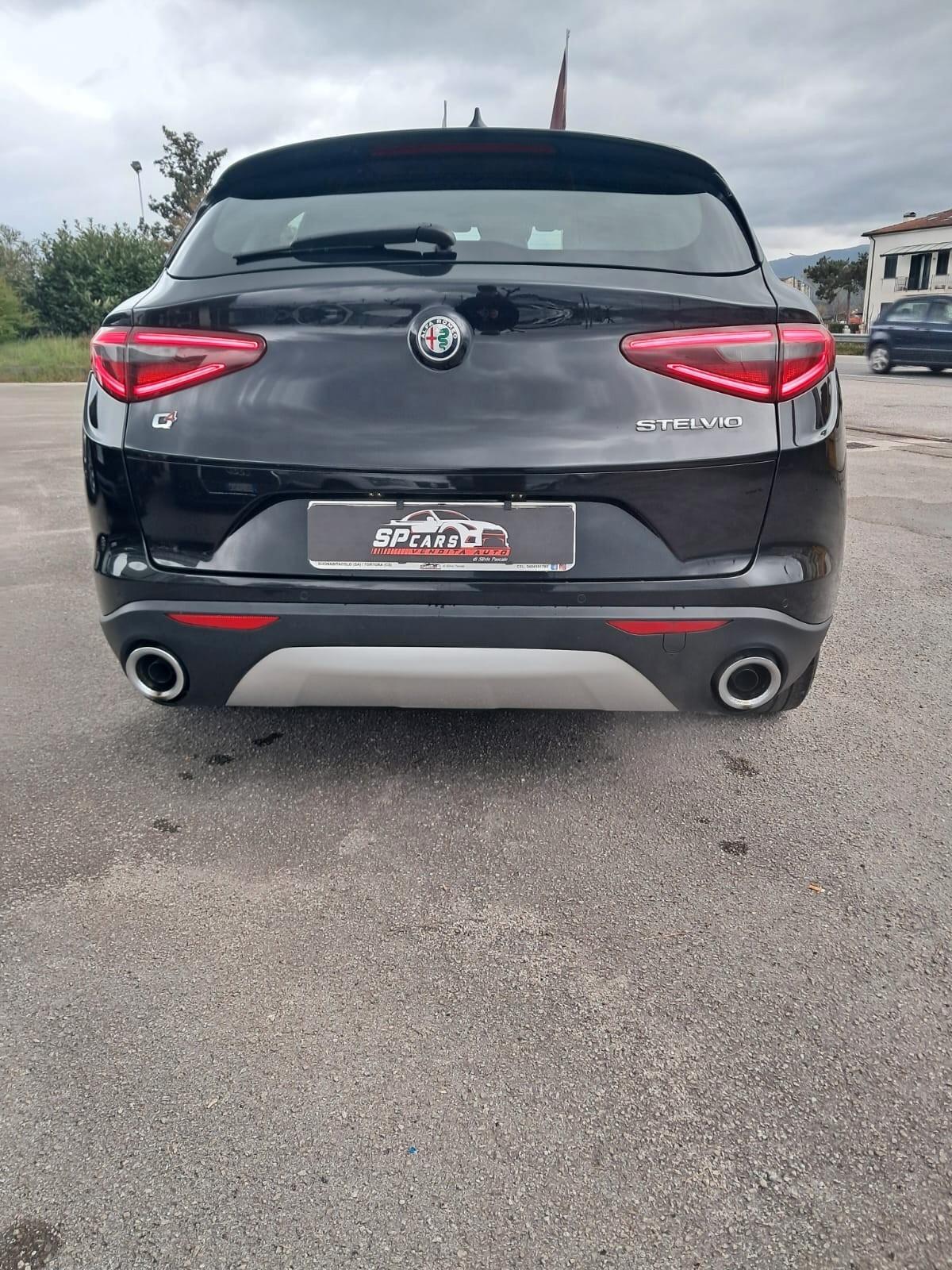 Alfa Romeo Stelvio 2.2 Turbodiesel 210 CV AT8 Q4 Super