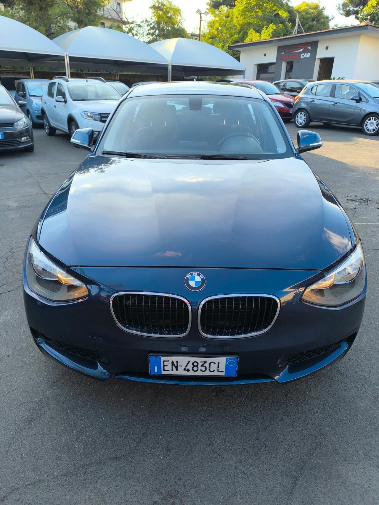Bmw 116 116d 5p. Urban
