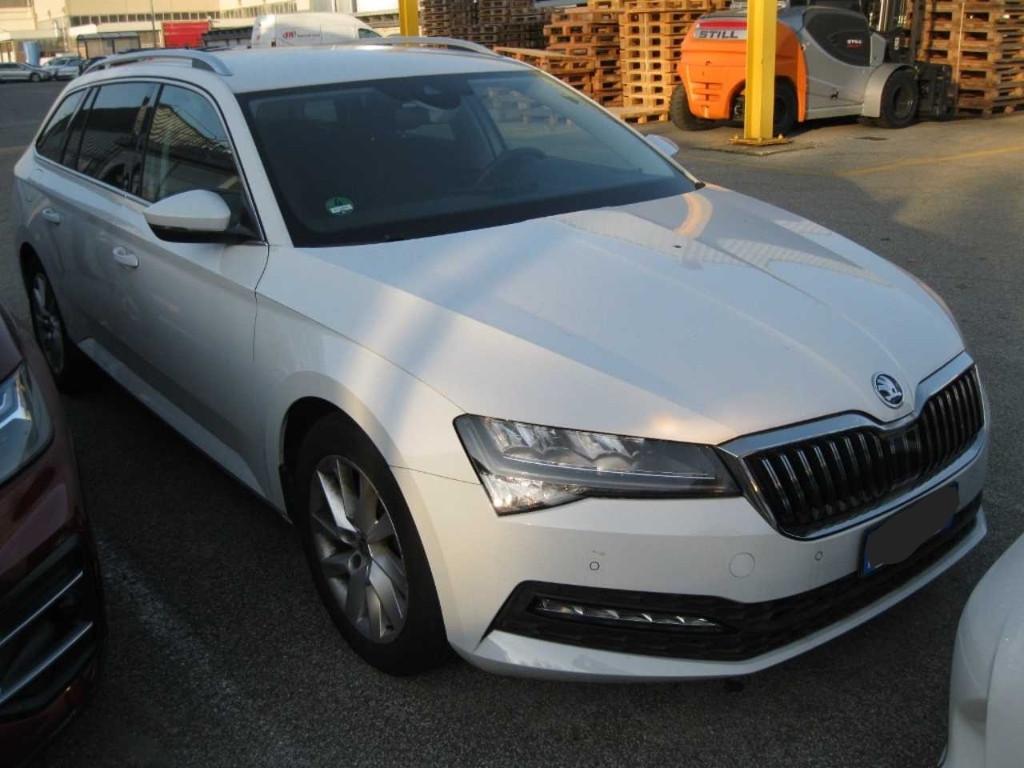 Skoda Superb Wagon 2.0 tdi evo Executive 122cv dsg