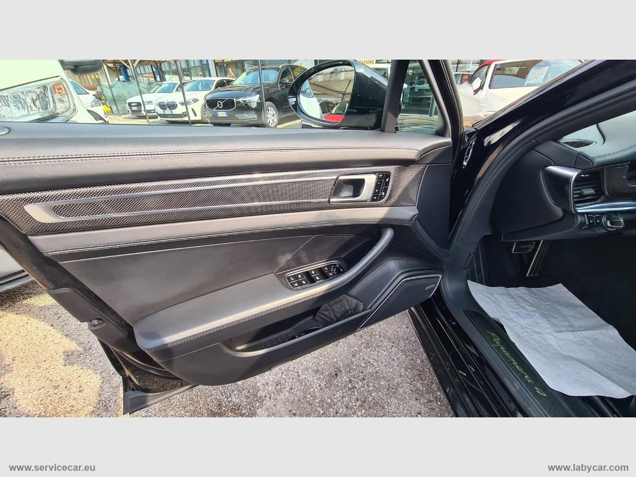 PORSCHE Panamera 4 E-Hybrid Sport Turismo