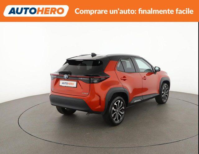 TOYOTA Yaris Cross 1.5 Hybrid 5p. E-CVT AWD-i Orange Edition