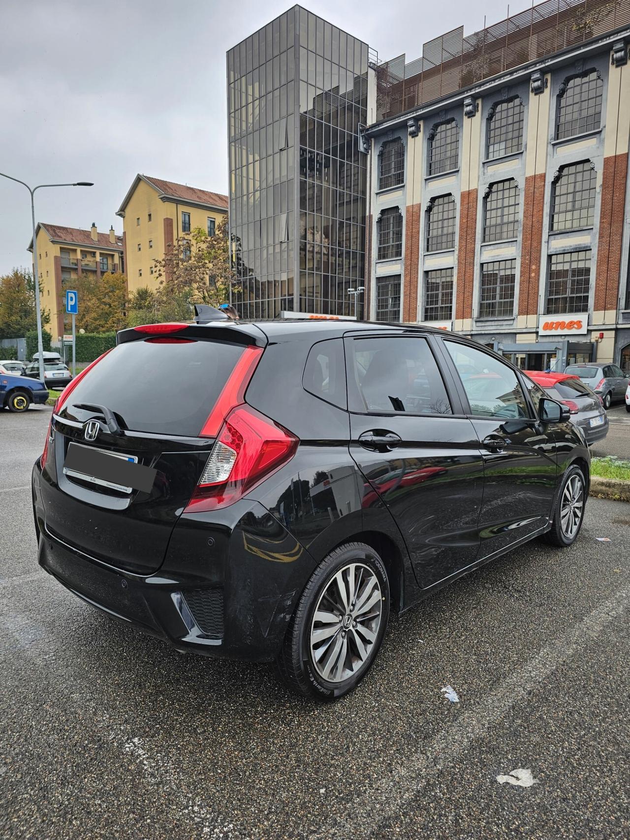 Honda Jazz 1.3 Elegance Navi ADAS