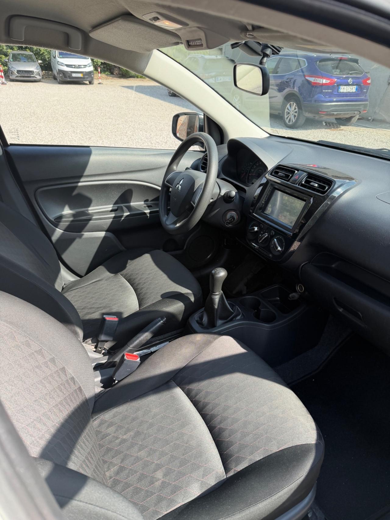 Mitsubishi Space Star 1.2 Intense SDA