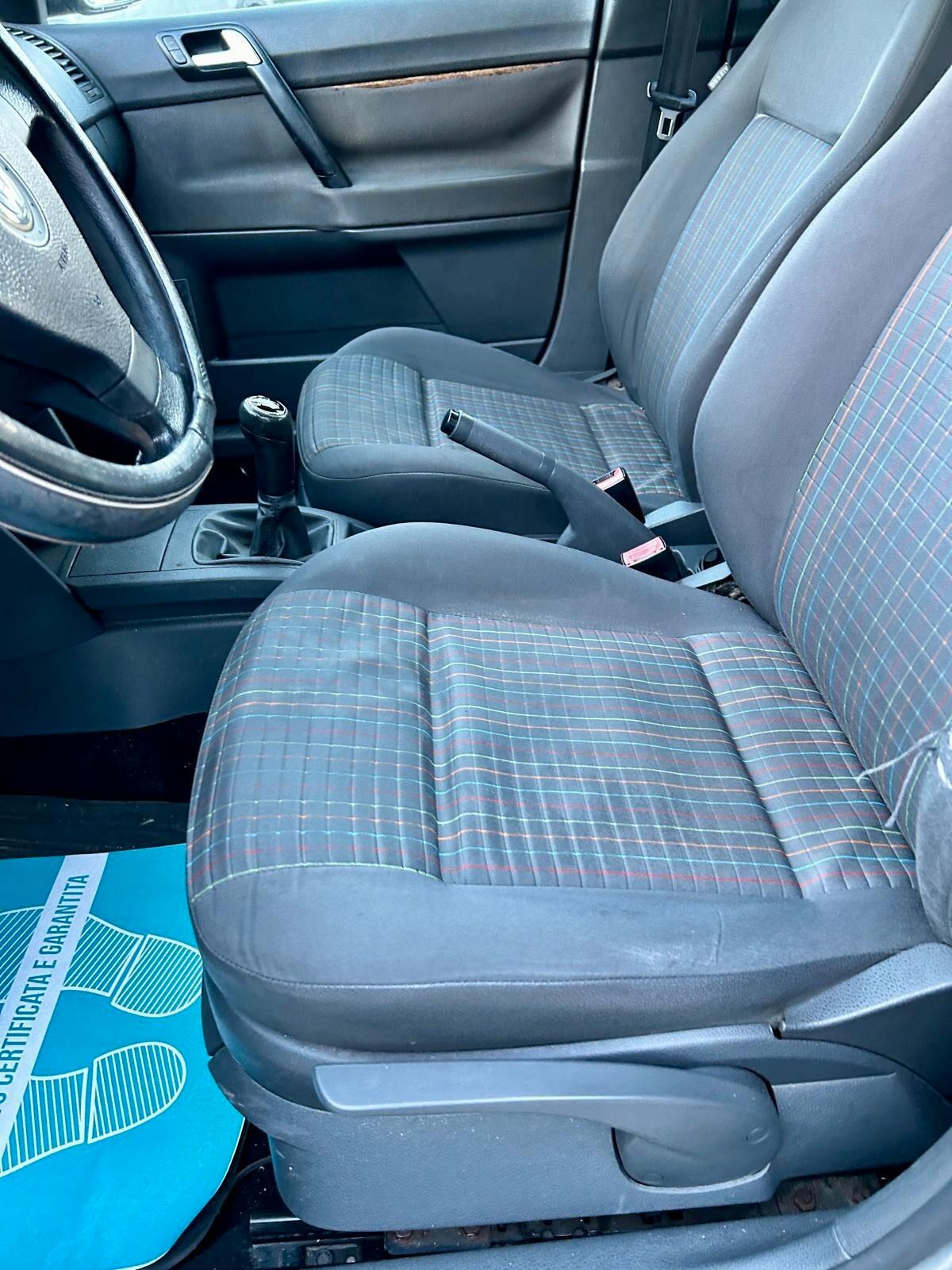 Volkswagen Polo 1.2/64CV 12V 3p. Comfortline - ok neopatentato