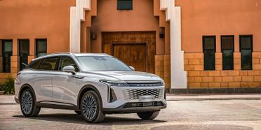 Omoda 9 1.5 TGDI Benzina ibrida plug-in Premium CANONI IVA ESCLUSA - ANCHE CON ANTICIPO ZERO