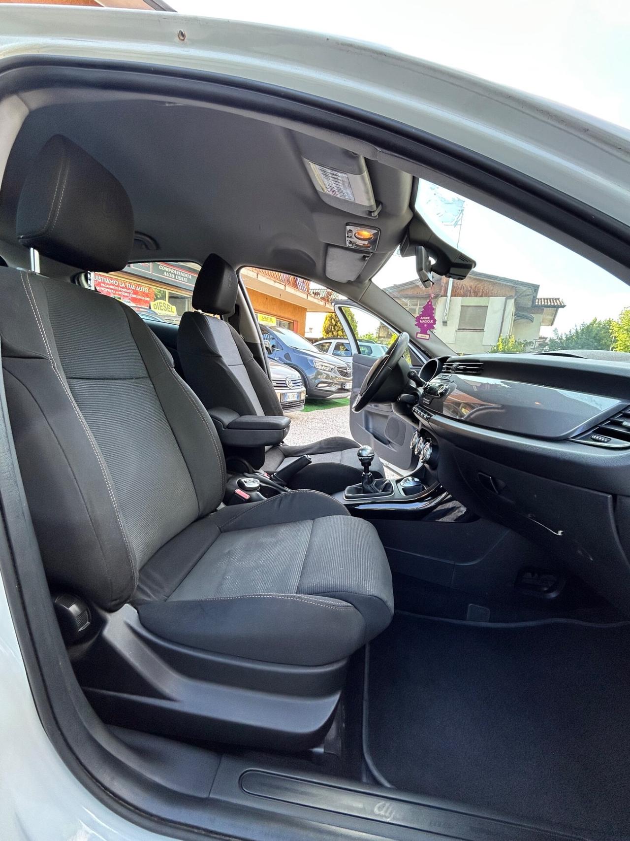 Alfa Romeo Giulietta 1.6 JTDm-2 105 CV Progression