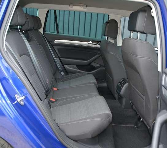 Volkswagen Passat Variant 2.0 tdi R Line 150cv dsg