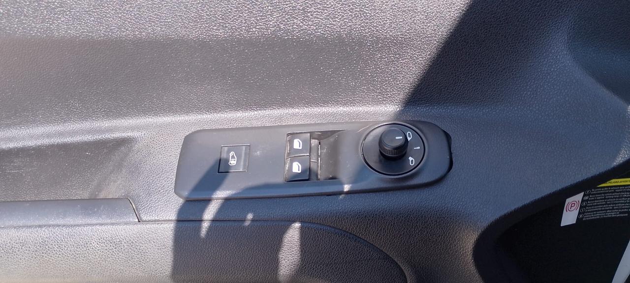 PEUGEOT PARTNER 4P VETT. FURGONATA L1 BLUEHDI 100CV PREMIUM