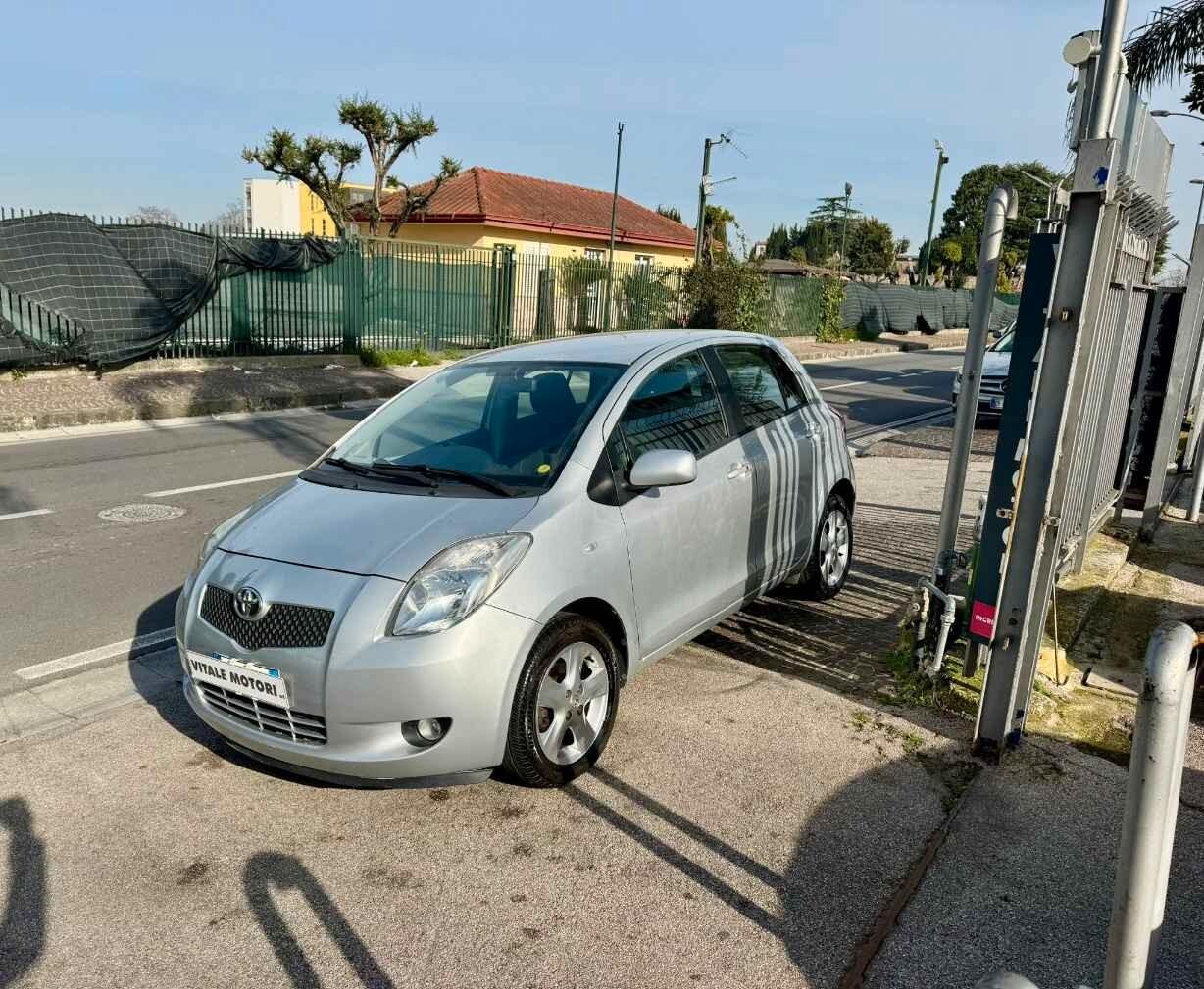 Toyota Yaris 1.0 5 porte Sol 69 CV