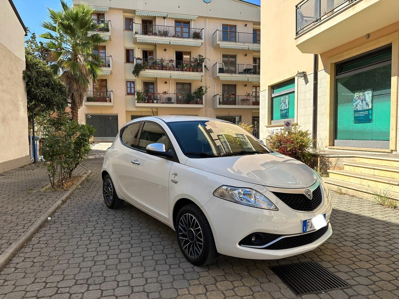 Lancia Ypsilon 1.3 MJT 16V 95 CV 5 porte S&S Mya