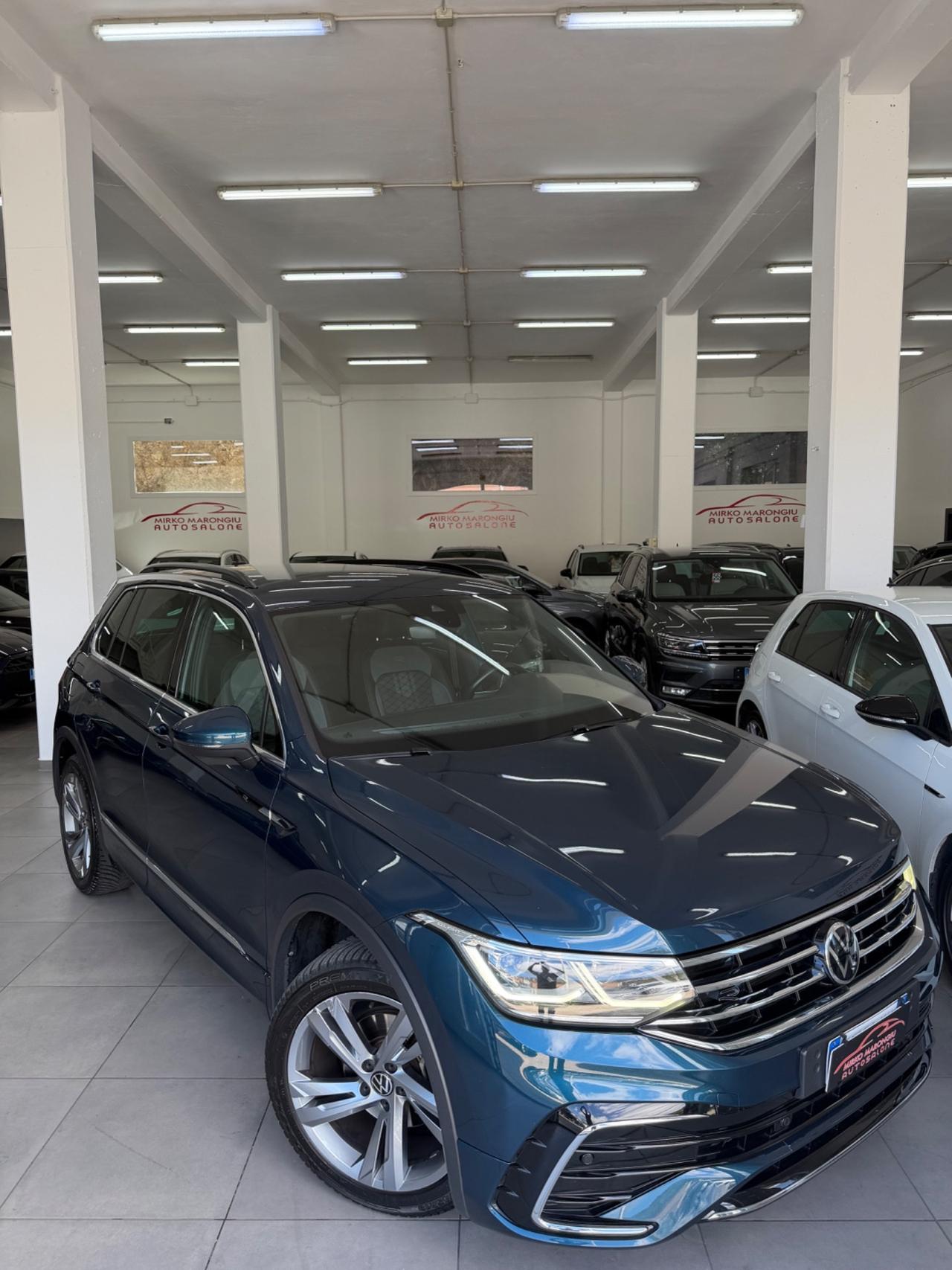 VW Tiguan 2.0 TDI 150 CV SCR DSG R-Line FINANZIABILE