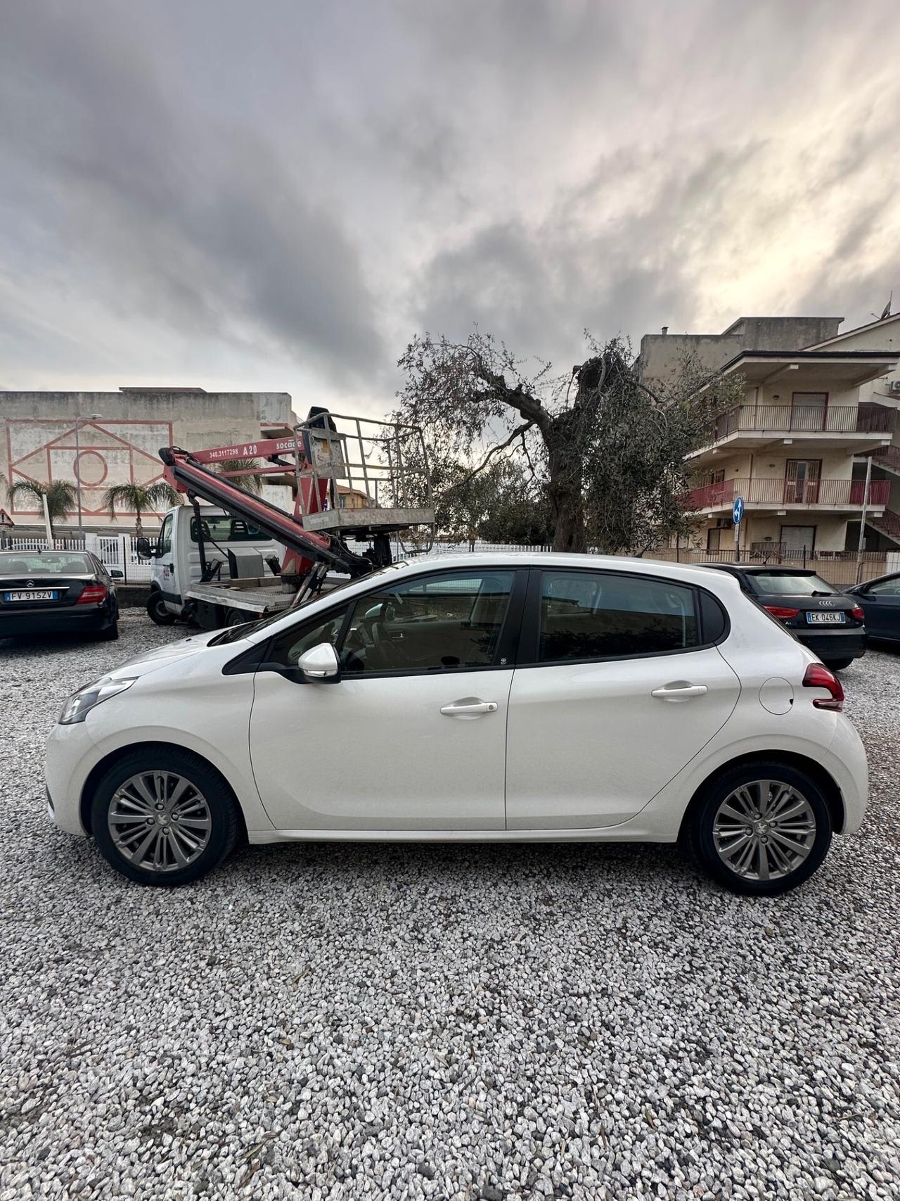 Peugeot 208 BlueHDi 75 5 porte Active