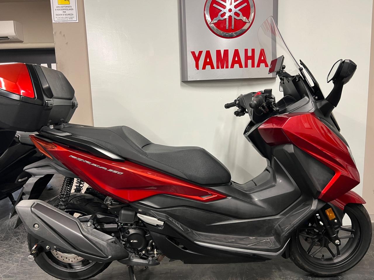 Honda Forza 350