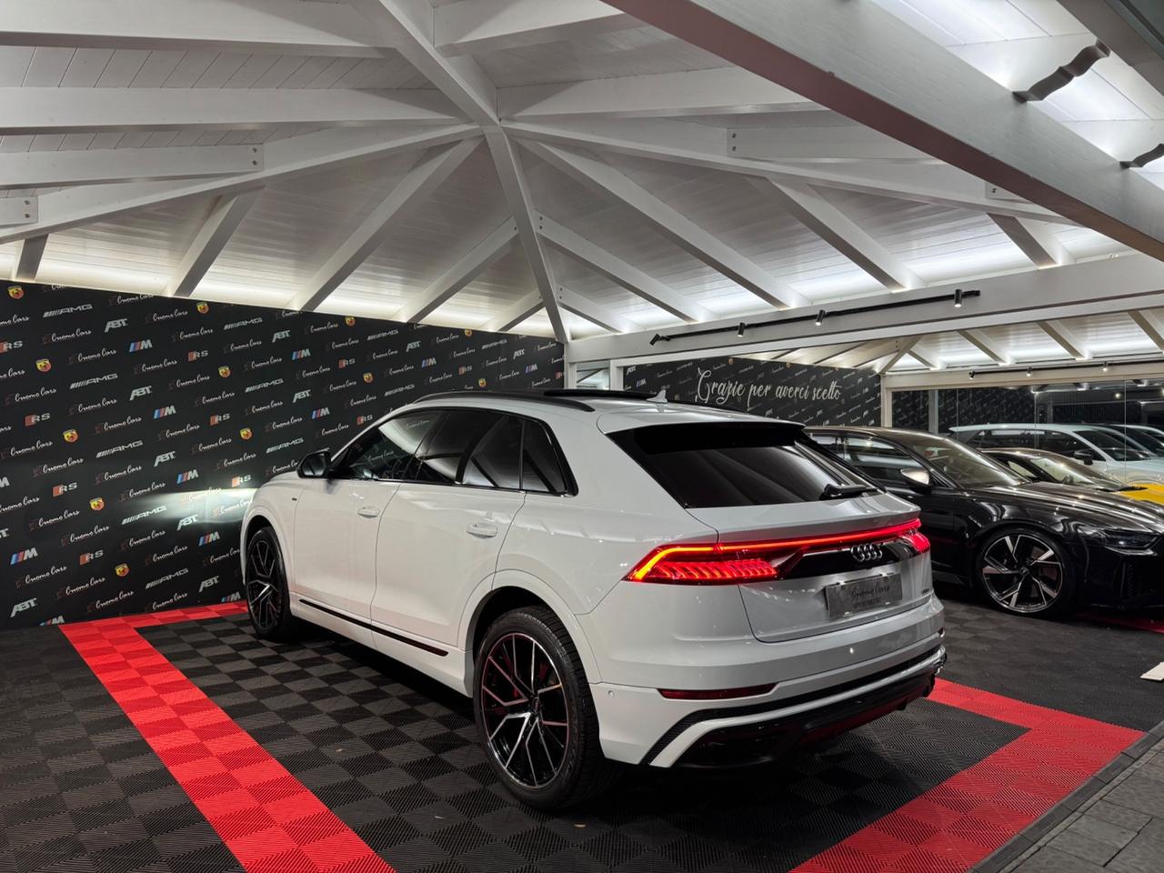 Audi Q8 50 TDI 286 CV quattro S-line