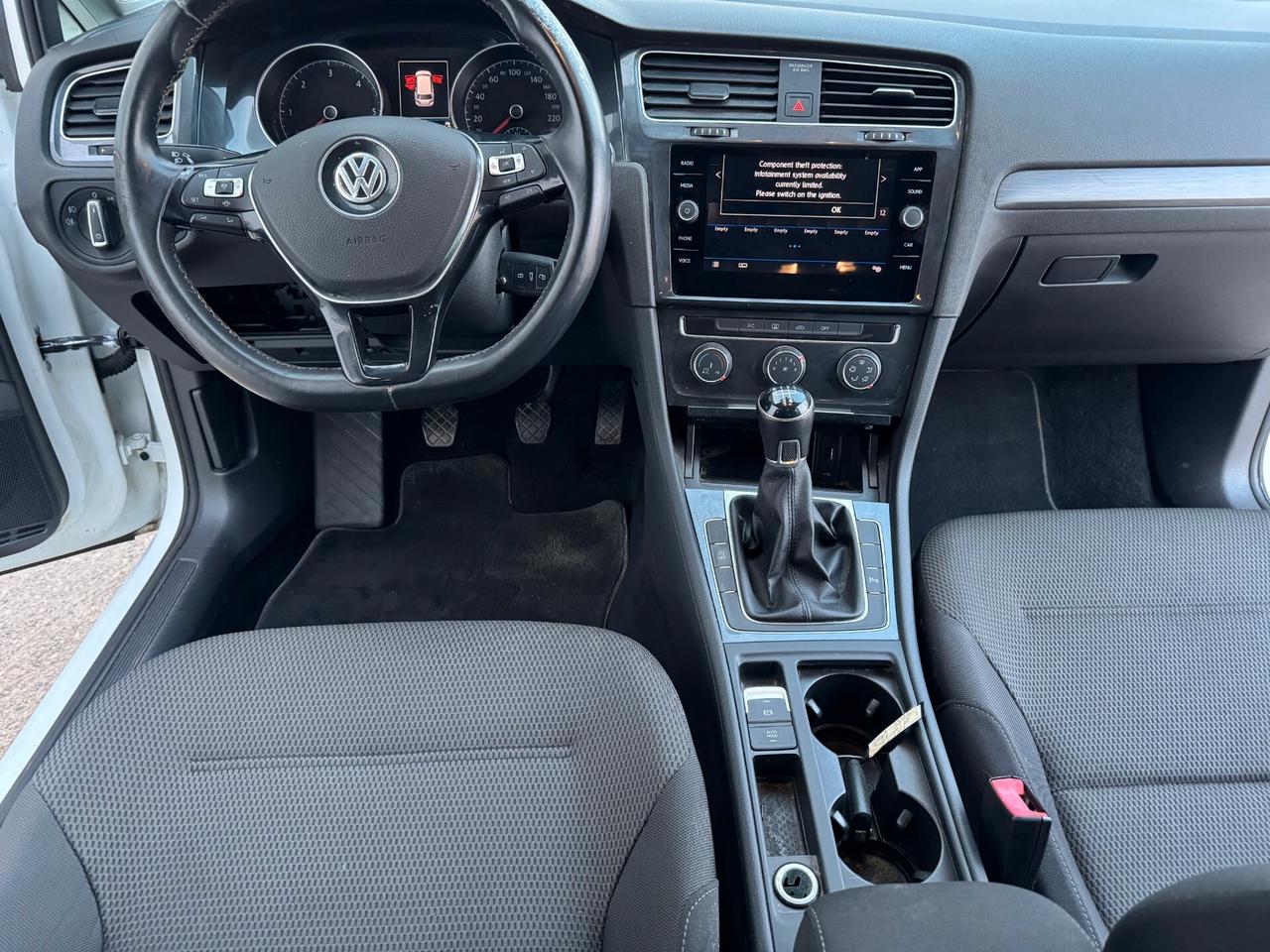 Volkswagen Golf Variant 1.6 tdi 115cv INCIDENTATA