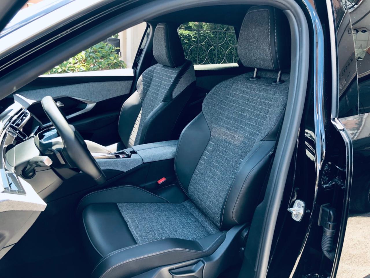 Peugeot 3008 Hybrid 145 e-DCS6 Allure