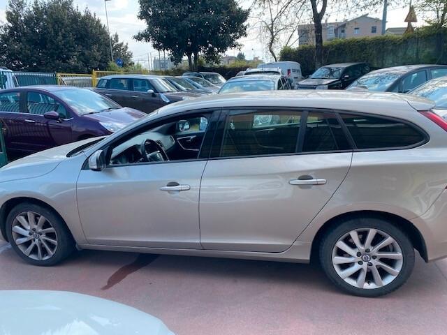 Volvo V60 D3 Momentum