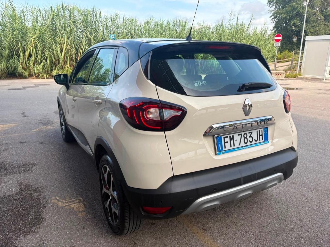 Renault Captur dCi 8V 90 CV Sport Edition