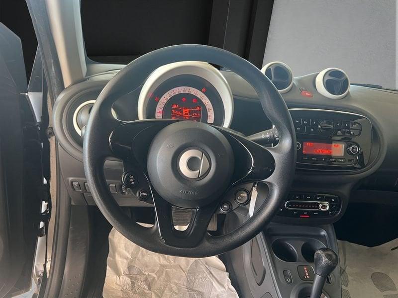 smart fortwo 70 1.0 52kW youngster twinamic