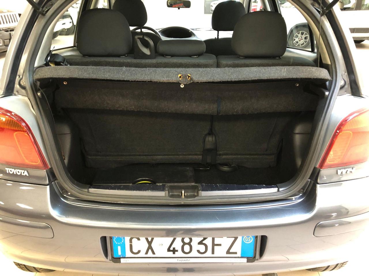 Toyota Yaris 5p 1.0 Expo