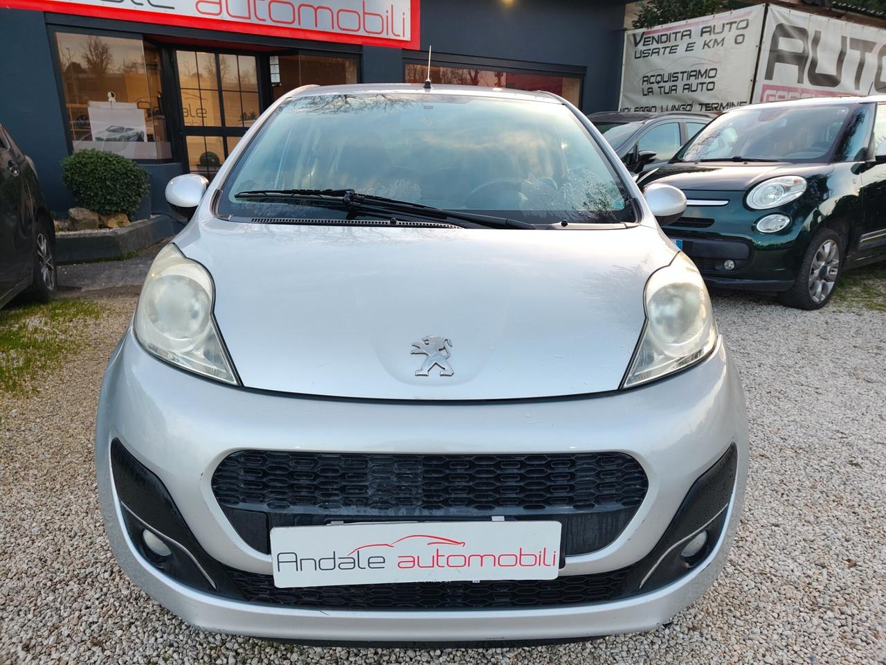 Peugeot 107 1.0 68CV 5p. CAMBIO AUTOMATICO SOLO 79000KM UNIPRO