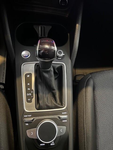 Audi Q2 30 TDI S tronic Business Advanced