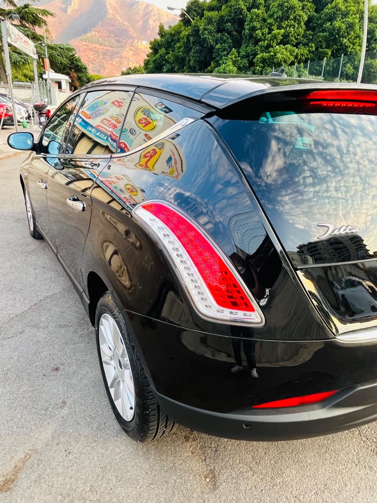 Lancia Delta 1.6 multijet 120cv