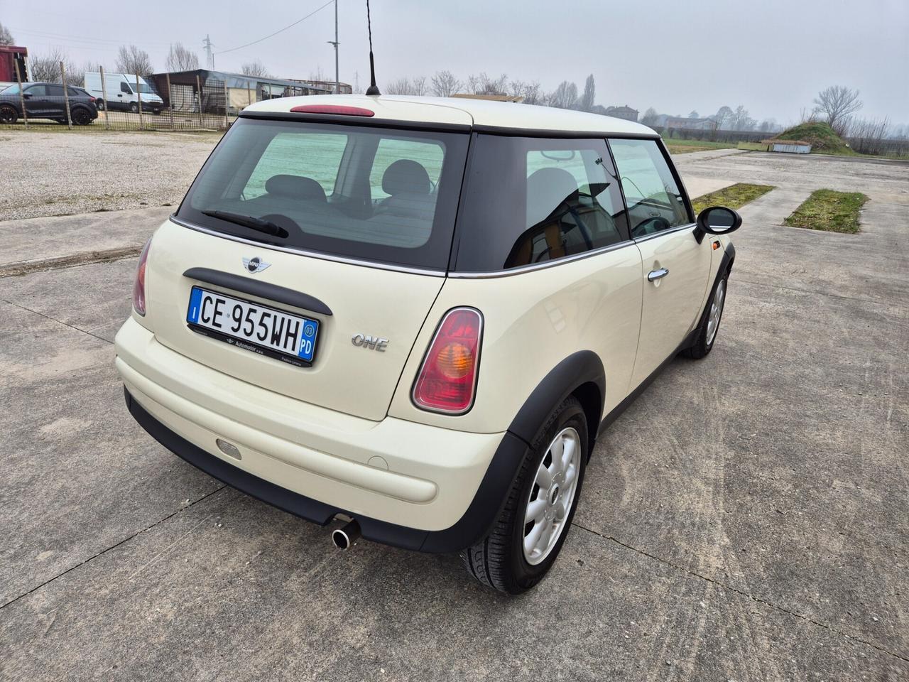 Mini 1.6 16V One de luxe