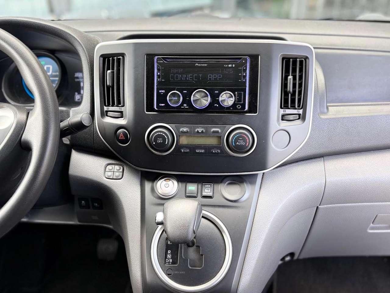Nissan E-NV200 109CV E6 Automatico - 2021