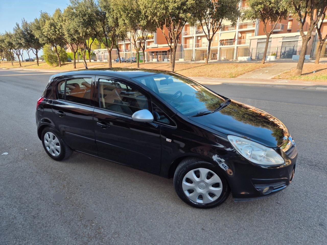 Opel Corsa 1.2 gpl anno 08