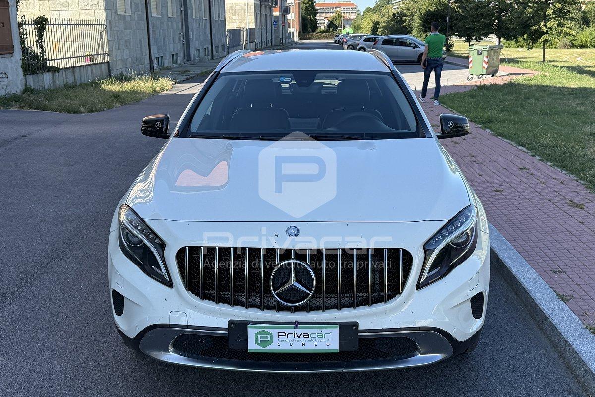MERCEDES GLA 200 Sport