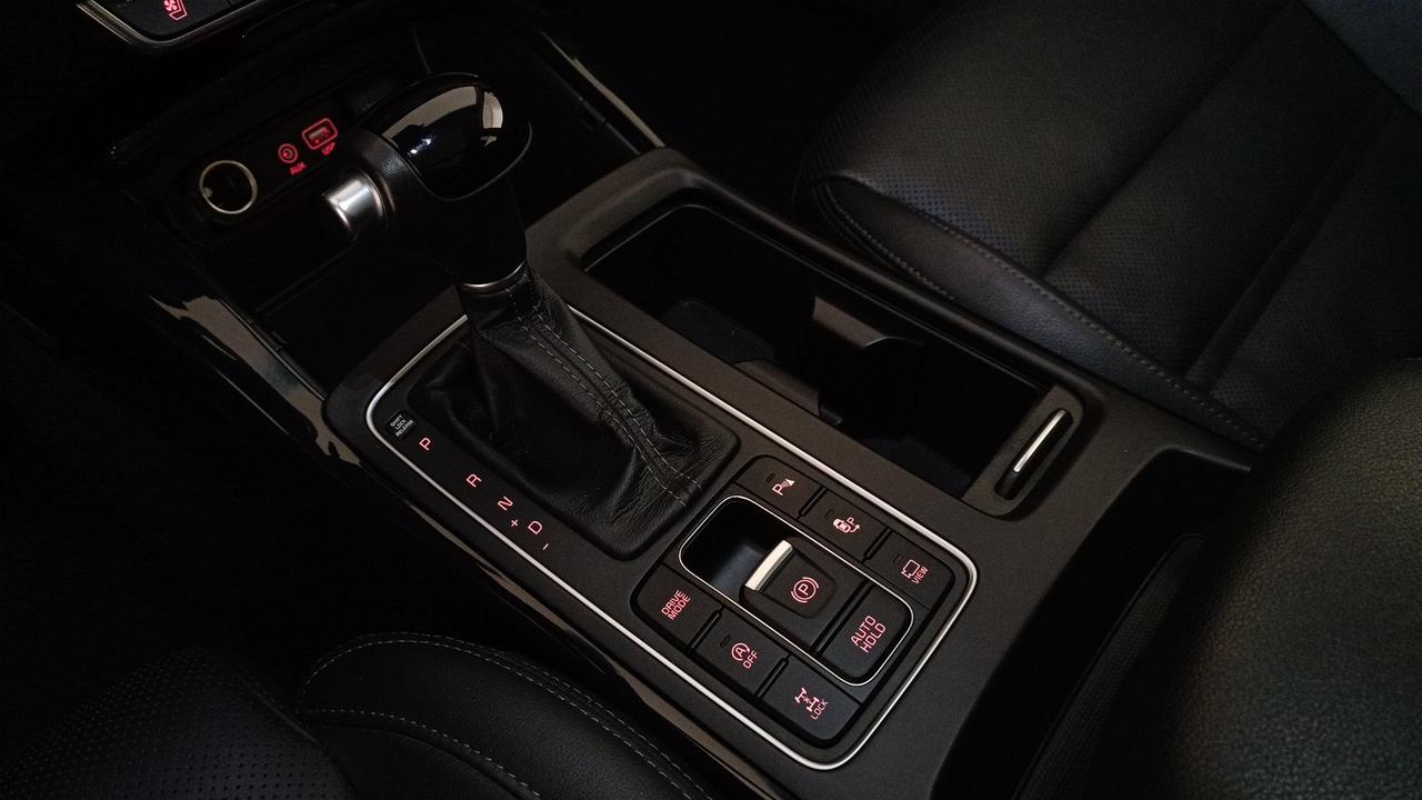 KIA Sorento 2.2 crdi Rebel 4wd 7p.ti auto