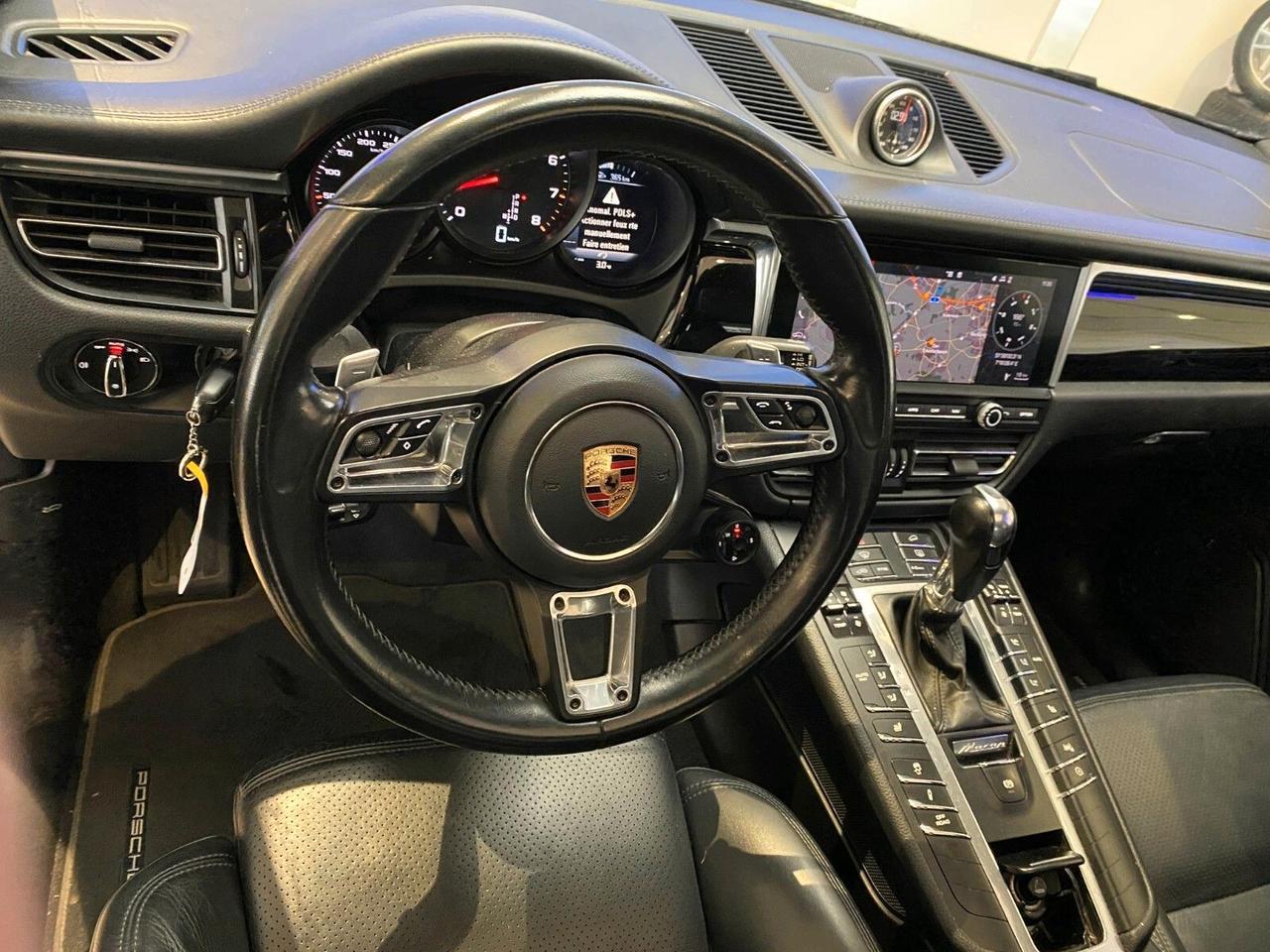 Porsche Macan 2.0 Sport Design*Sedili a 18 regolazioni*