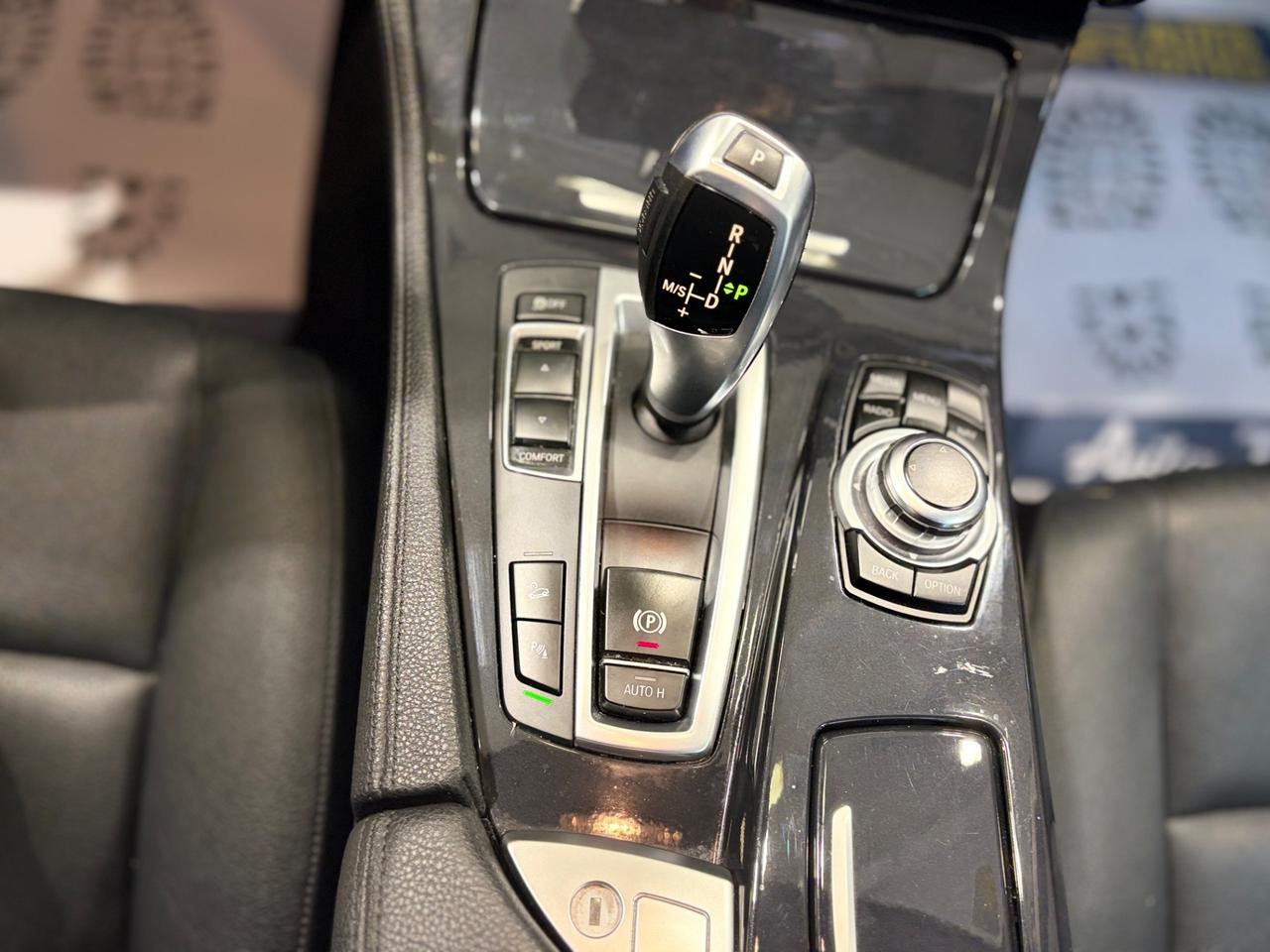 Bmw 520xDrive Touring Luxury SOLO 119.000 KM